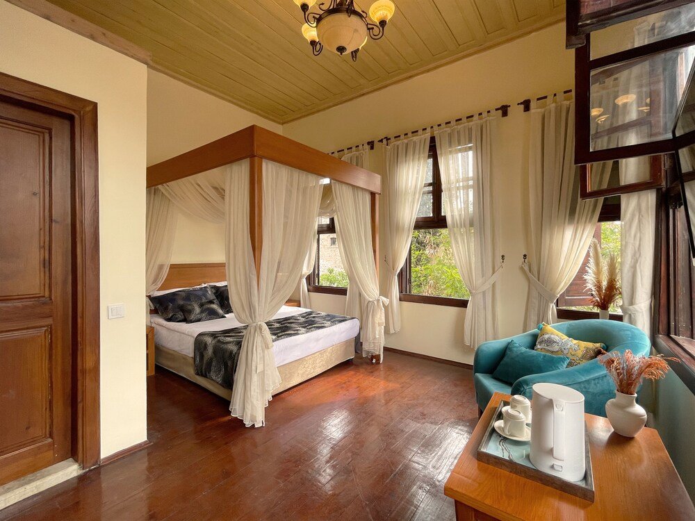 Hotel Mille Kaleici 9