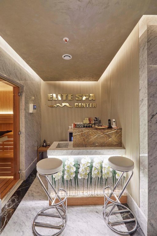 The Hubi Hotel 6