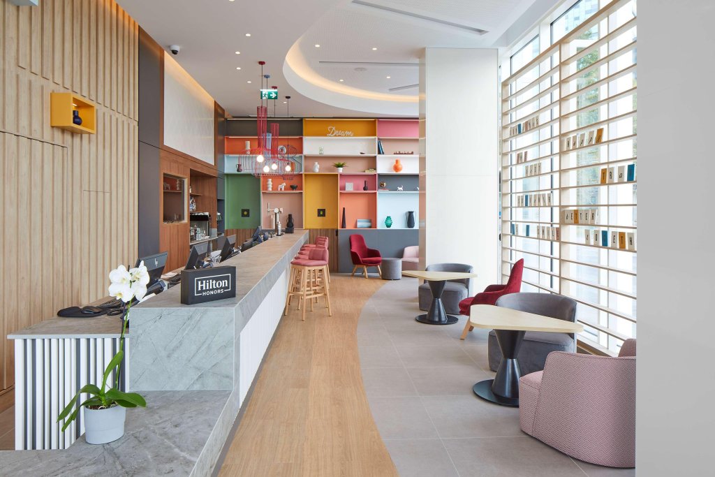 Hampton by Hilton Barcelona Fira Gran Via 6