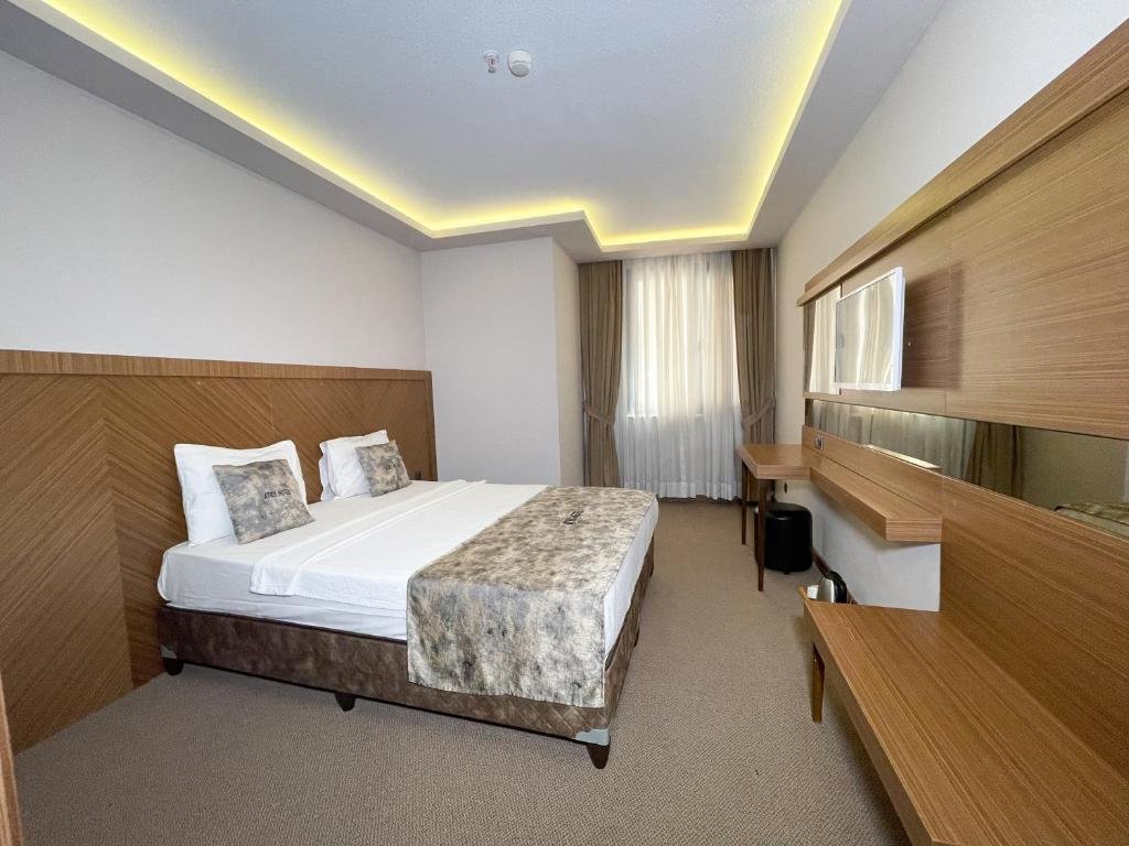 Atro Hotel 9