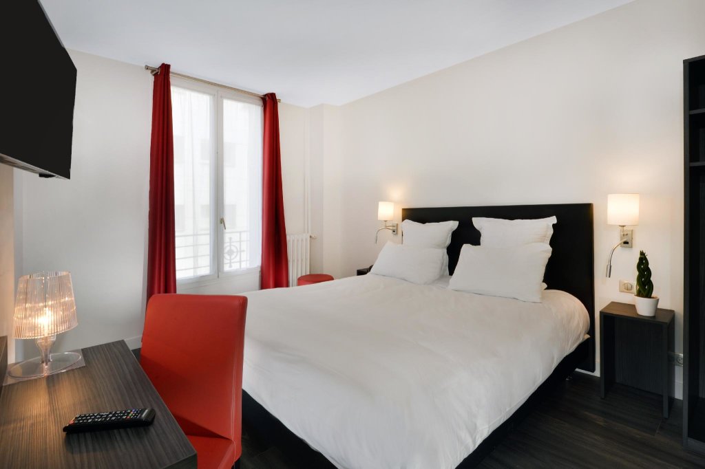 Hotel Douglas 17
