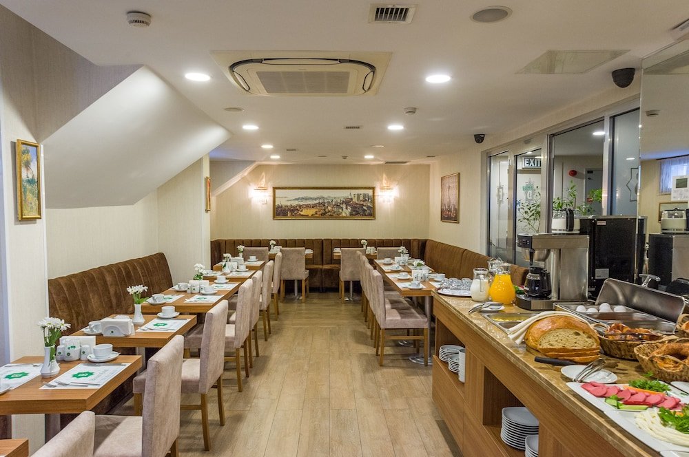 Bizim Otel 22