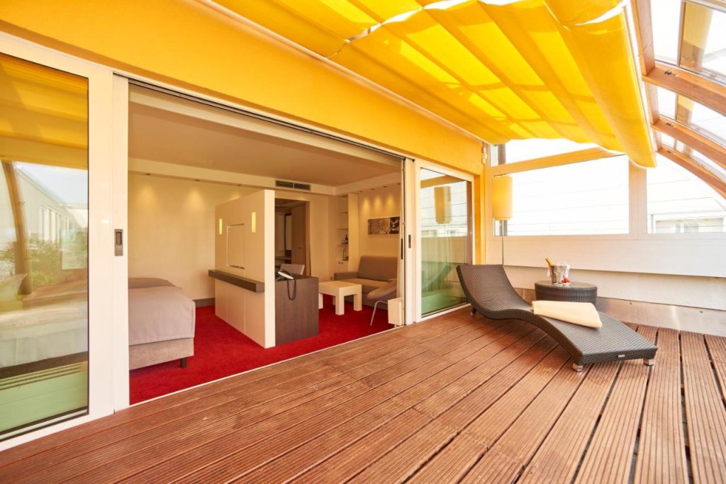 Holiday Inn Berlin Airport - Conference Centre, an IHG Hotel 19