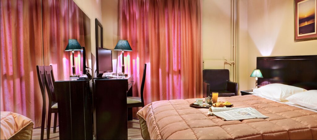 Nicola Hotel 2