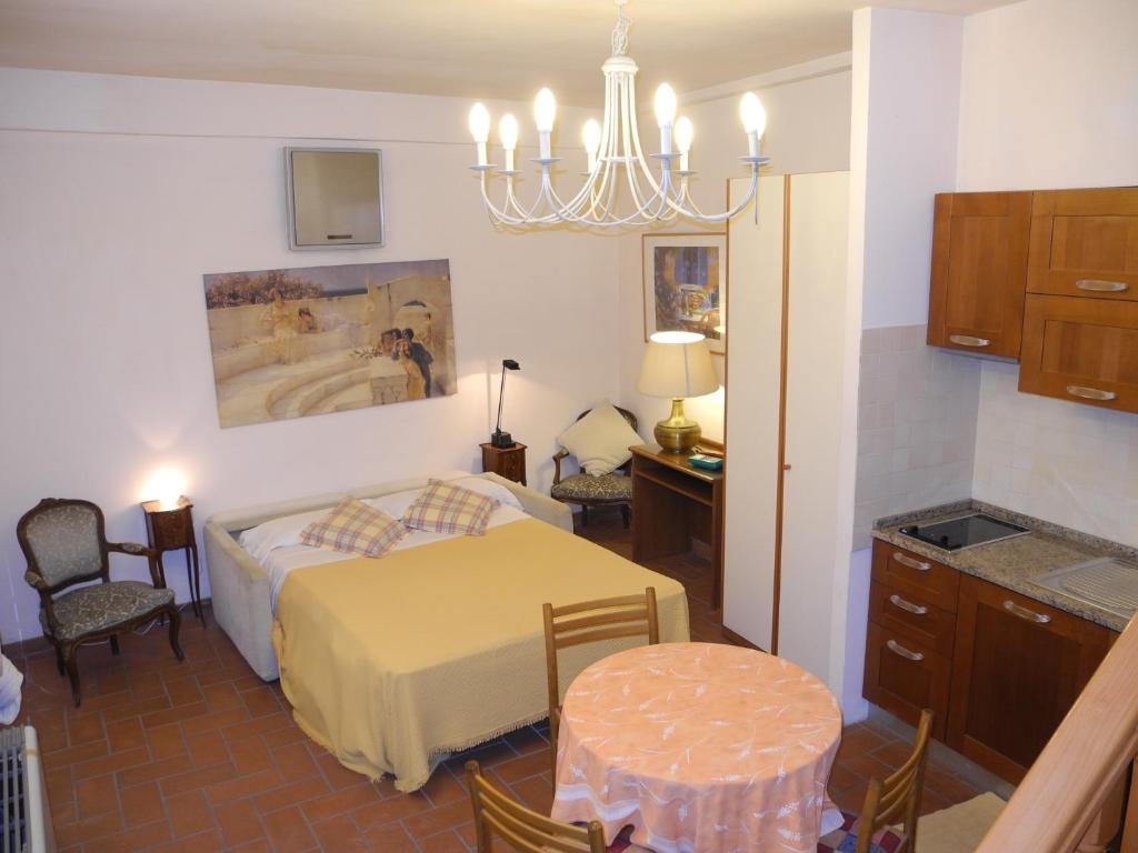 Hotel Corona 13