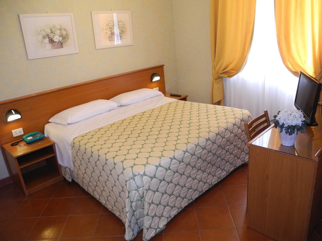 Hotel Corona 19