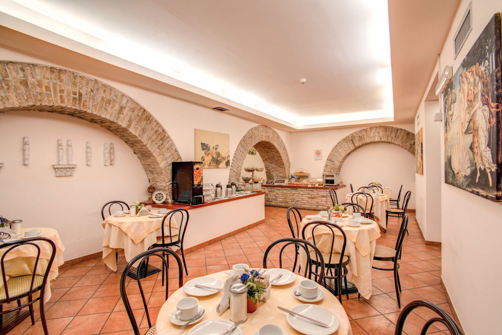 Hotel Corona 4