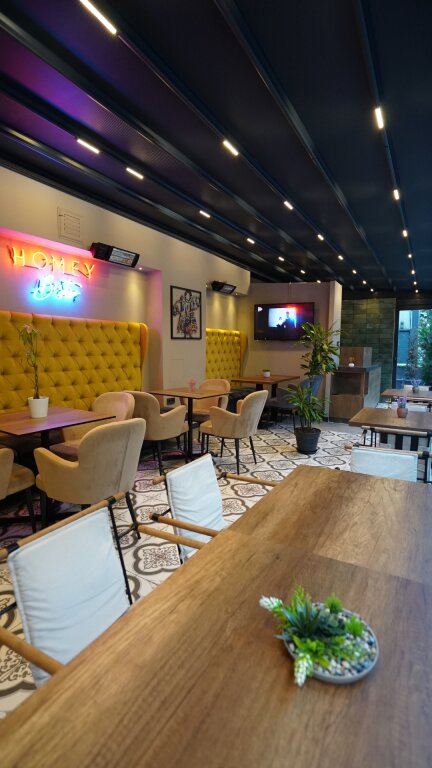 Homey Airport Hotel 2