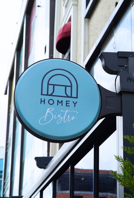 Homey Airport Hotel 20