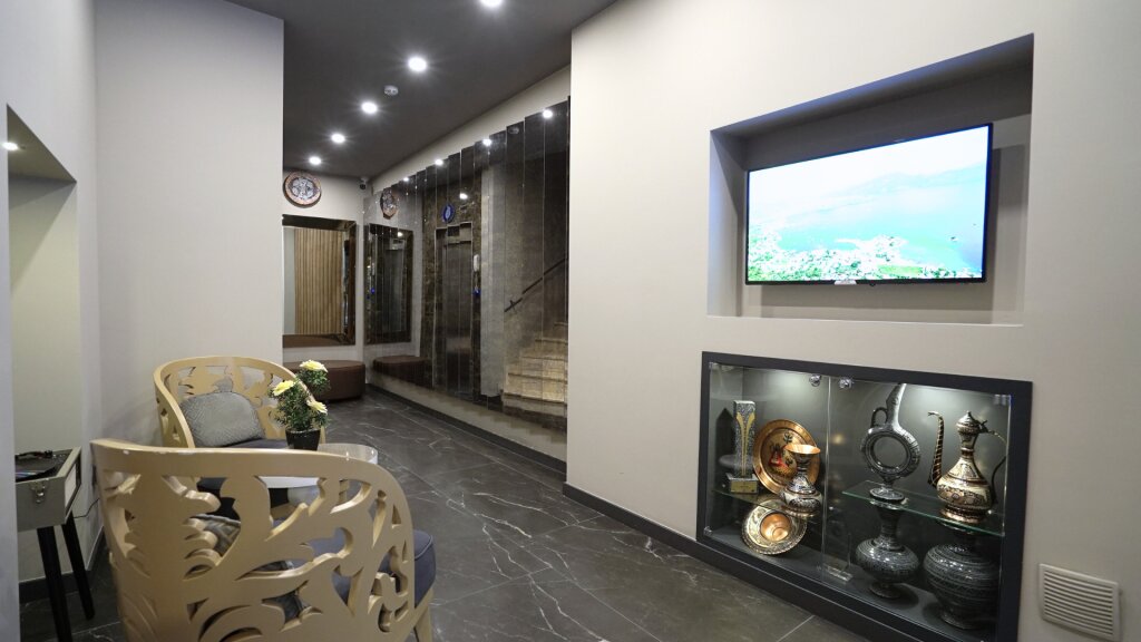 Homey Airport Hotel 6