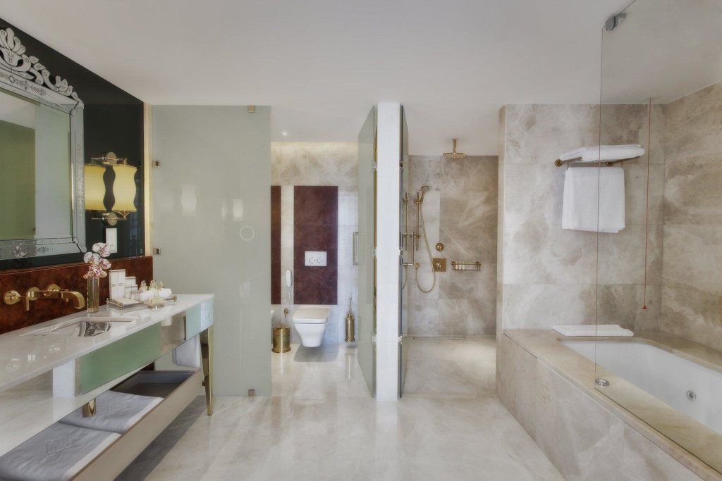 CVK Park Bosphorus Hotel Istanbul 12