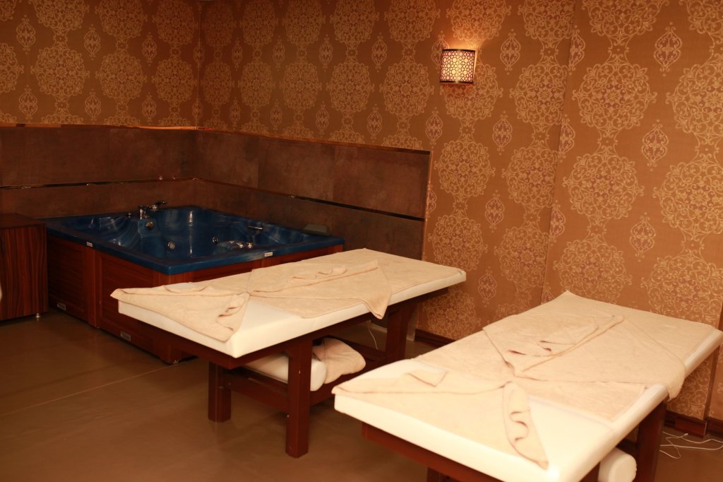 Nearport Hotel 21