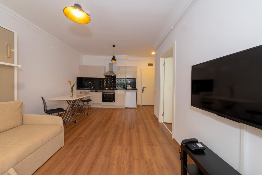 Joy Suites 9