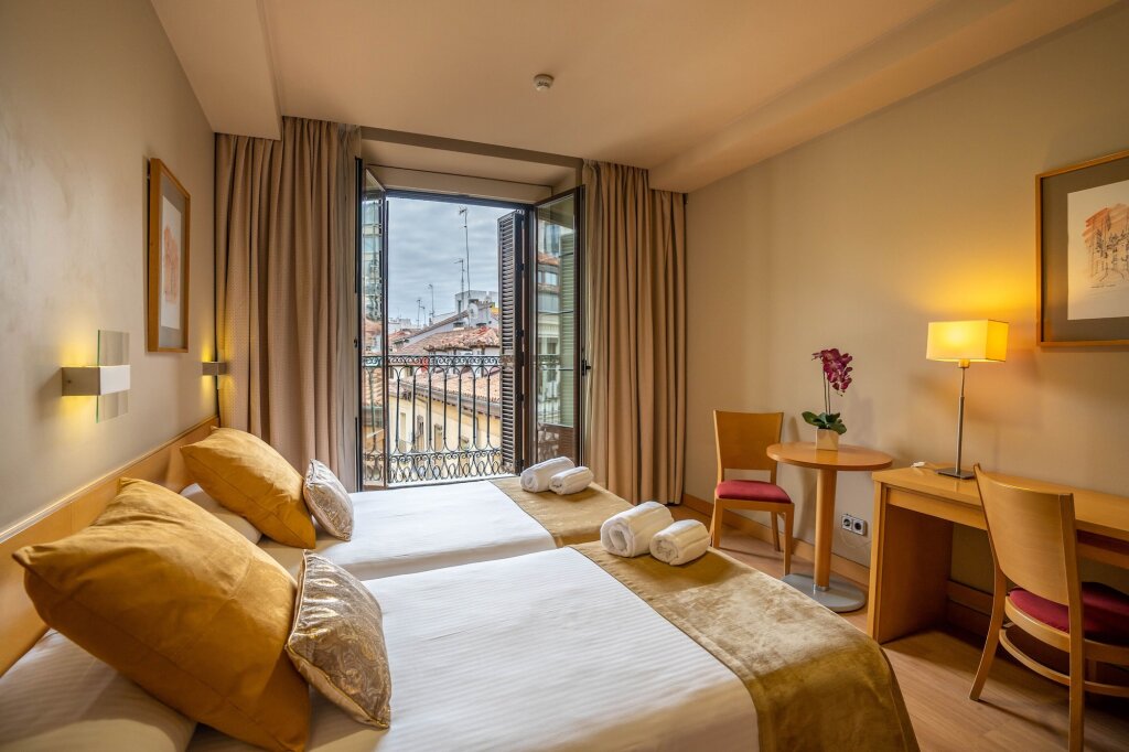 Hotel Victoria 4 16