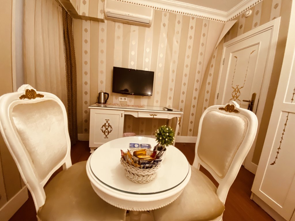 Alyon Hotel Taksim 17