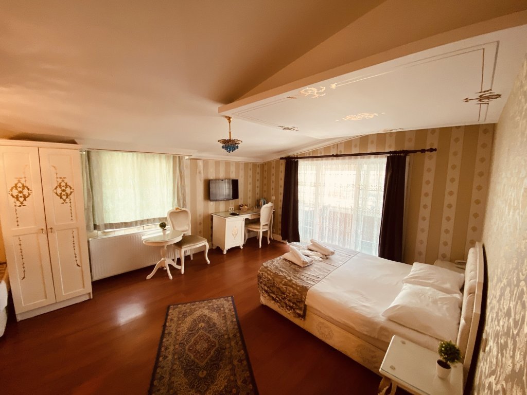 Alyon Hotel Taksim 21