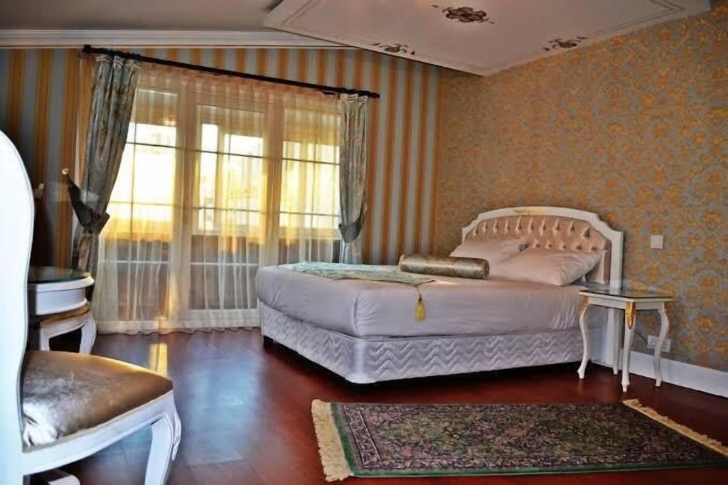 Alyon Hotel Taksim 23