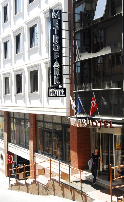 Taksim Metropark Hotel 16