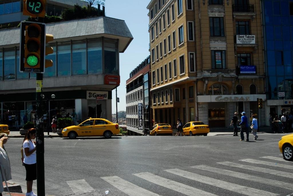 Taksim Metropark Hotel 17
