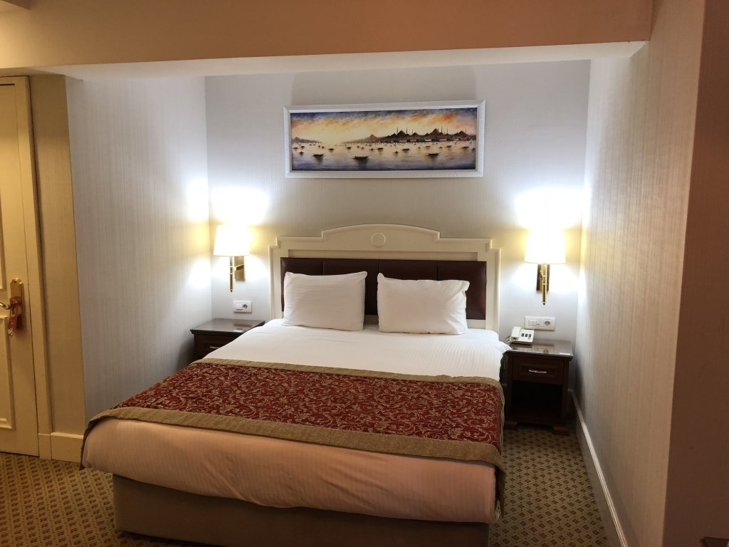 Taksim Metropark Hotel 24