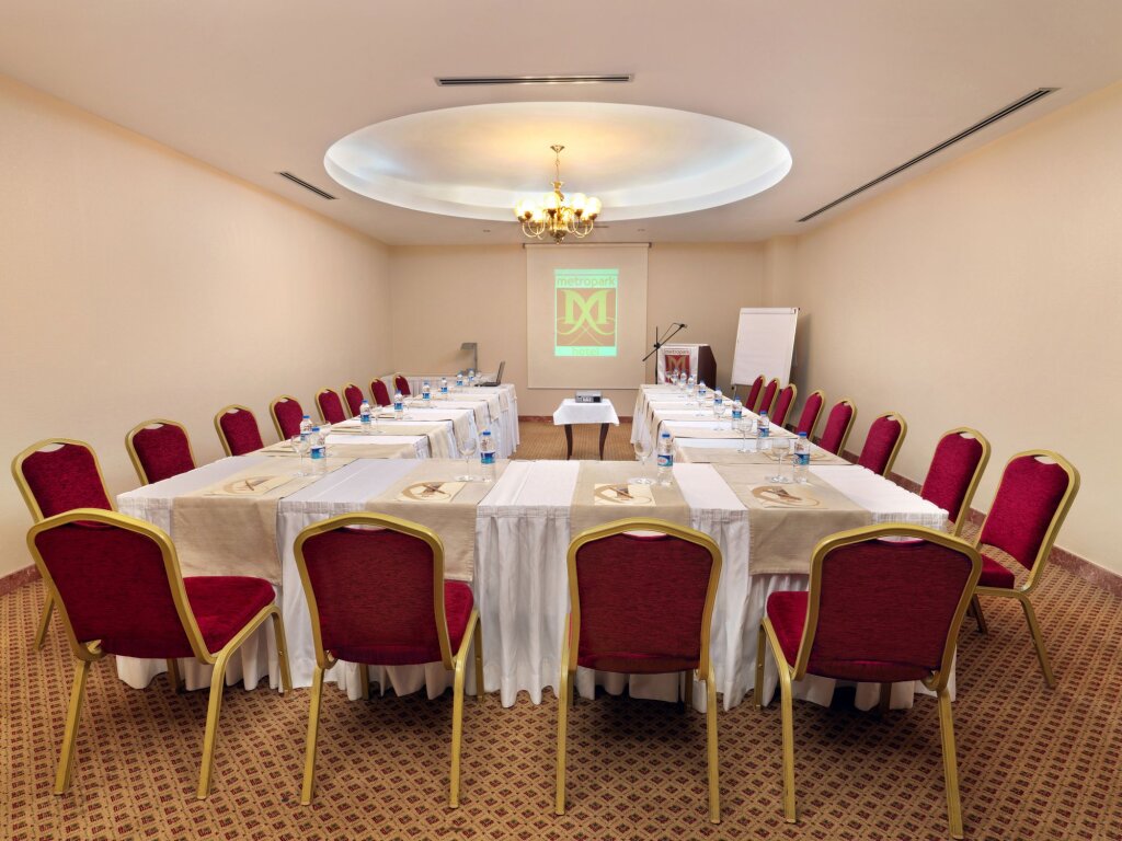 Taksim Metropark Hotel 8