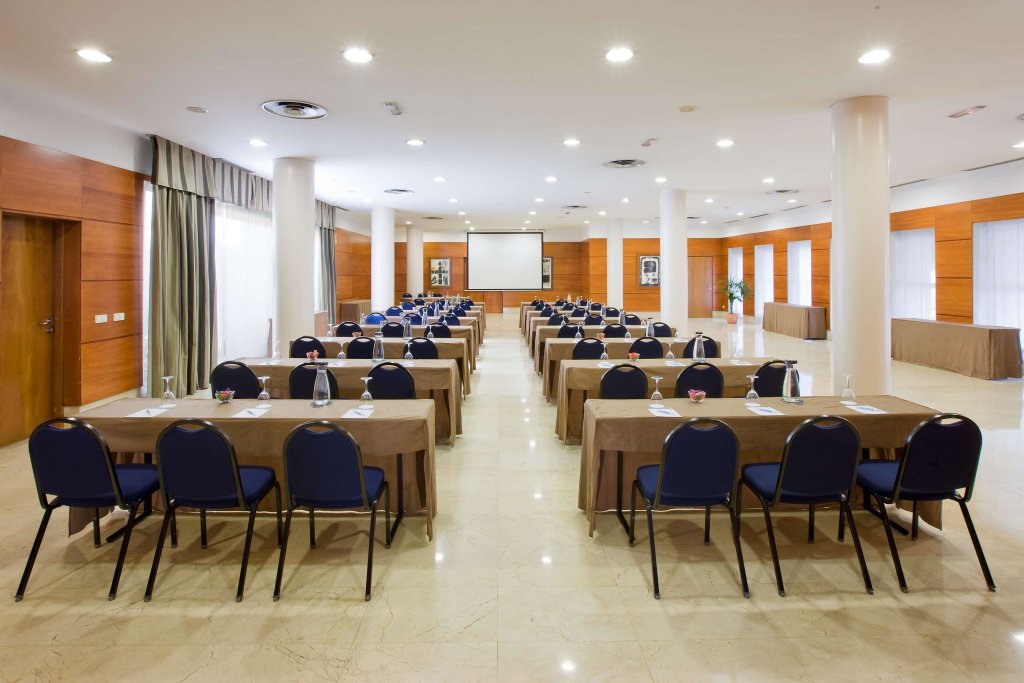 Travelodge Madrid Coslada Aeropuerto 22