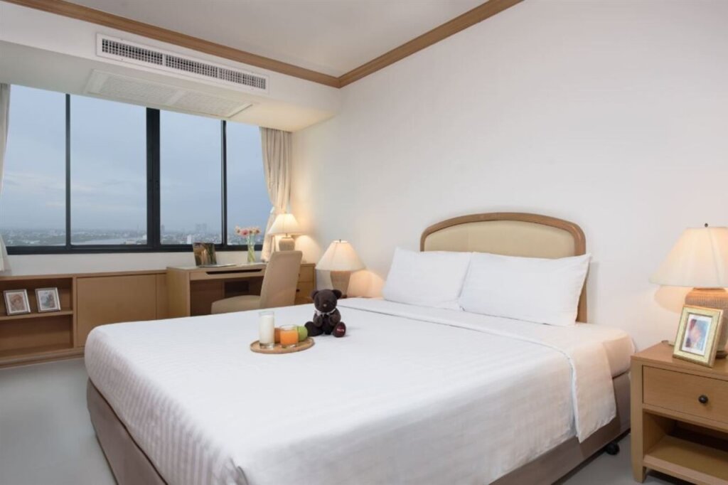 Riverine Place Hotel and Residence 20