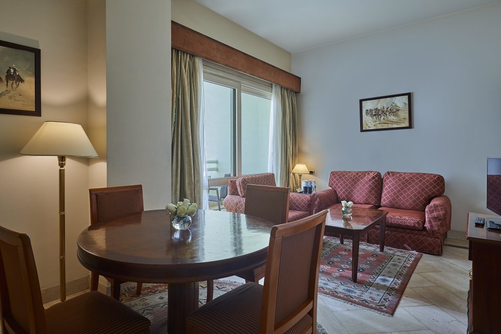 Triumph Plaza Hotel 11