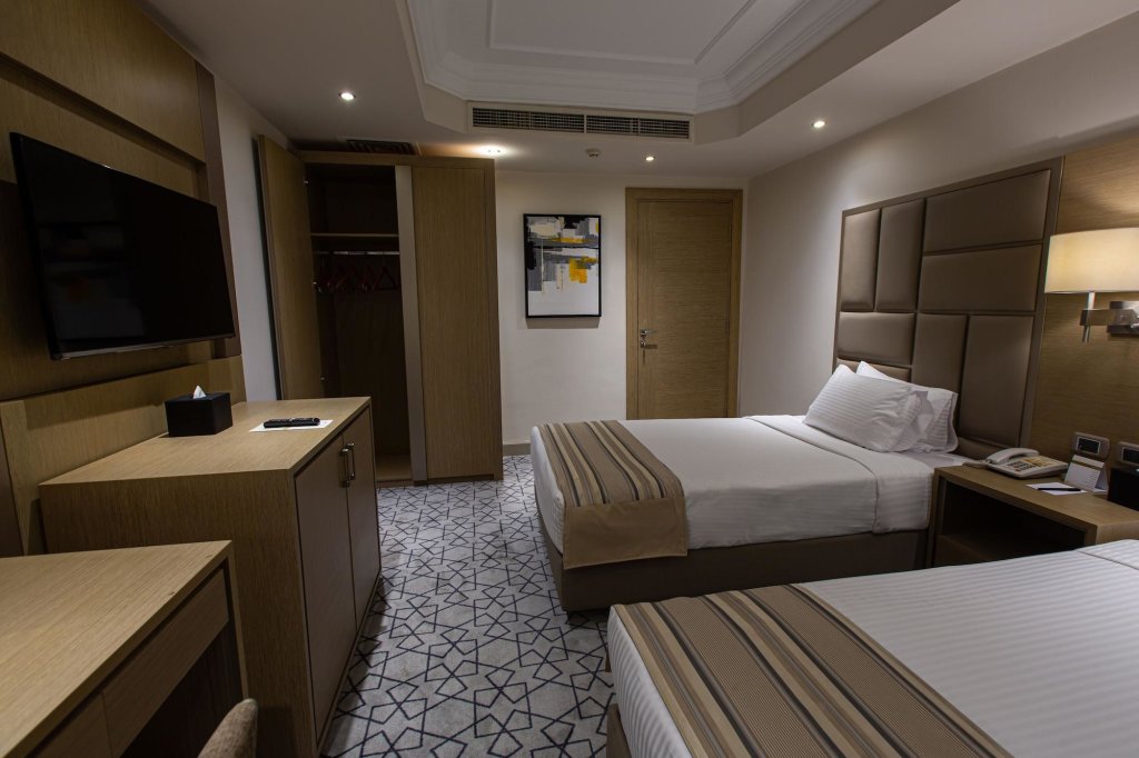 Triumph Plaza Hotel 14