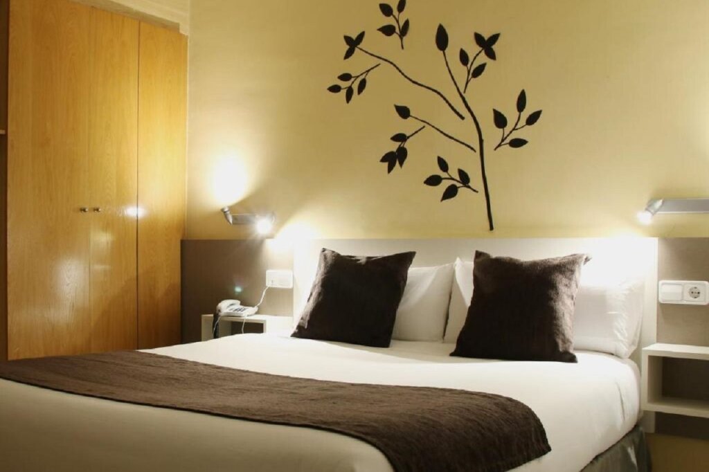 Hotel Travessera 5