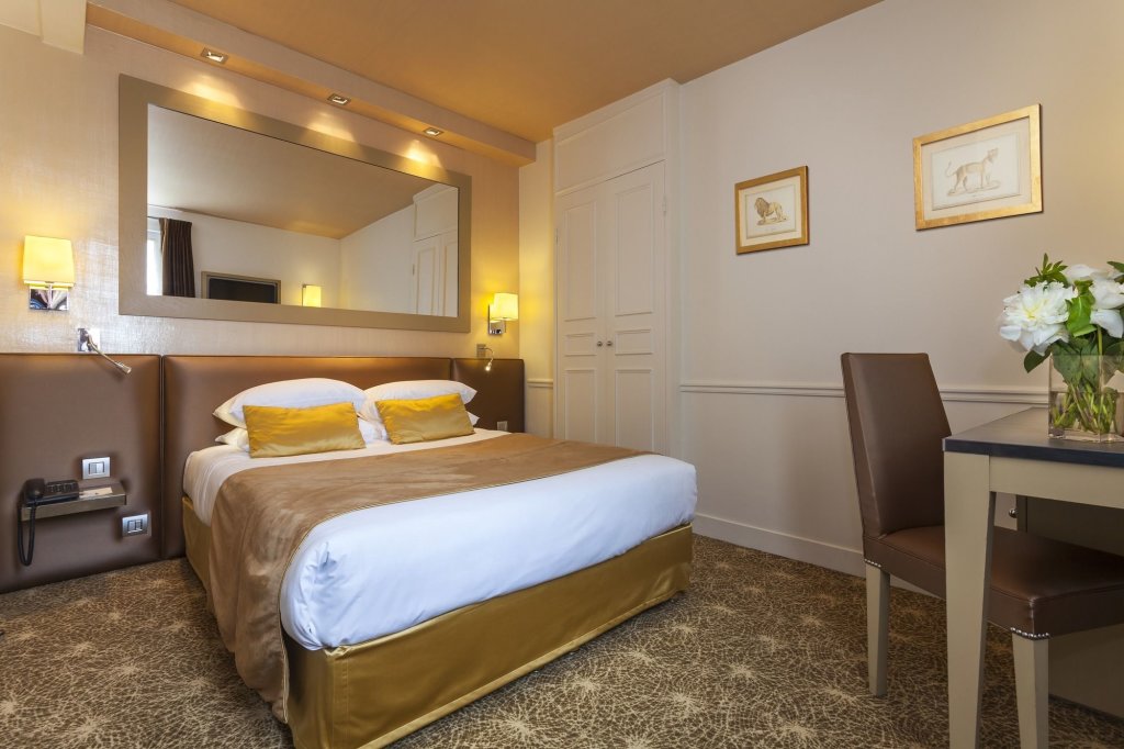 Hotel Le Clos Medicis 12