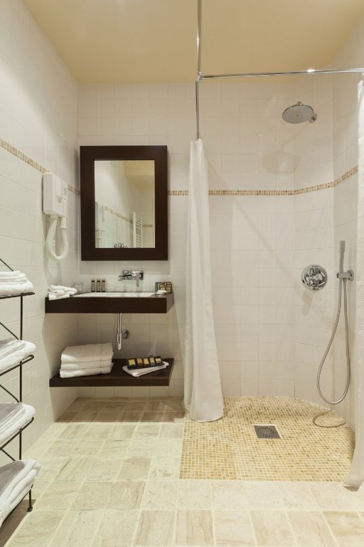 Hotel Le Clos Medicis 3