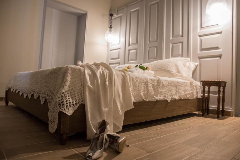 Kyria Boutique House 11