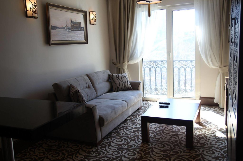 K Suites Otel 24