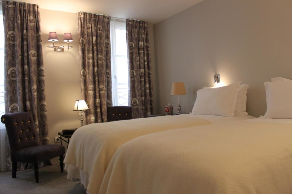 My Home in Paris Hotel 17