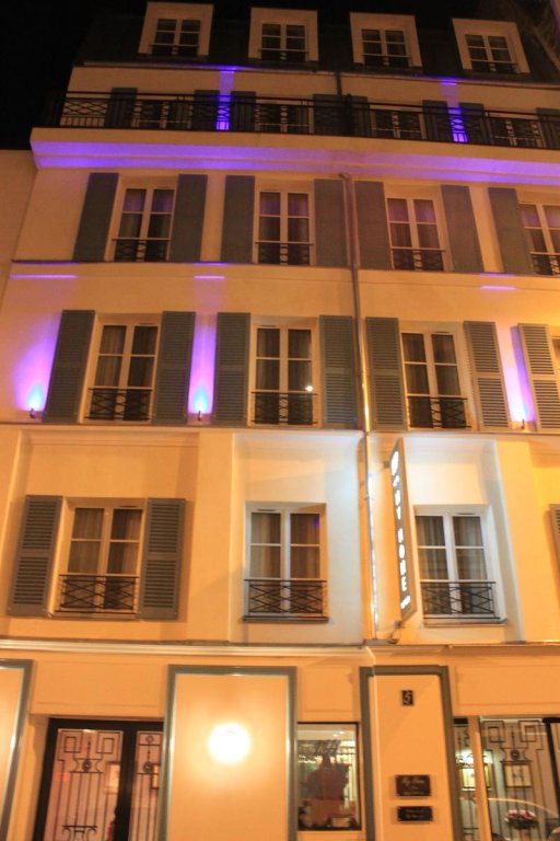 My Home in Paris Hotel 9