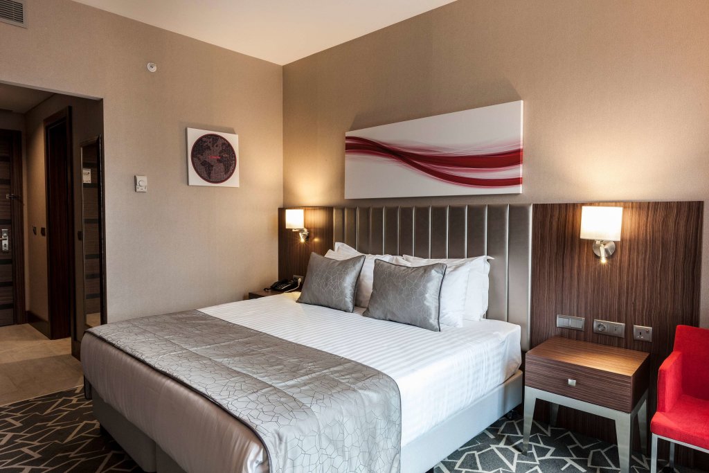 Ramada by Wyndham Istanbul Alibeykoy 15