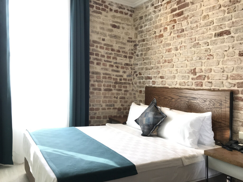 Galatahan Hotel 6