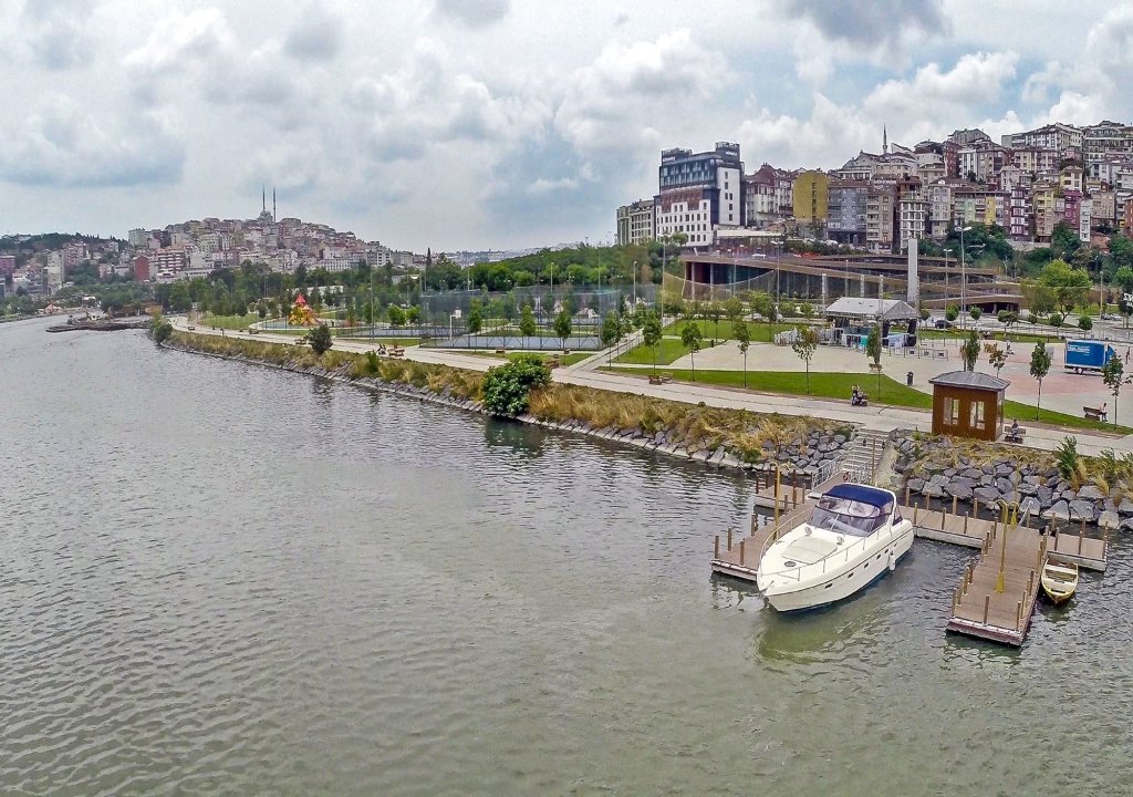 Movenpick Hotel Istanbul Golden Horn 1