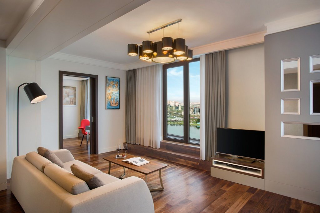 Movenpick Hotel Istanbul Golden Horn 15