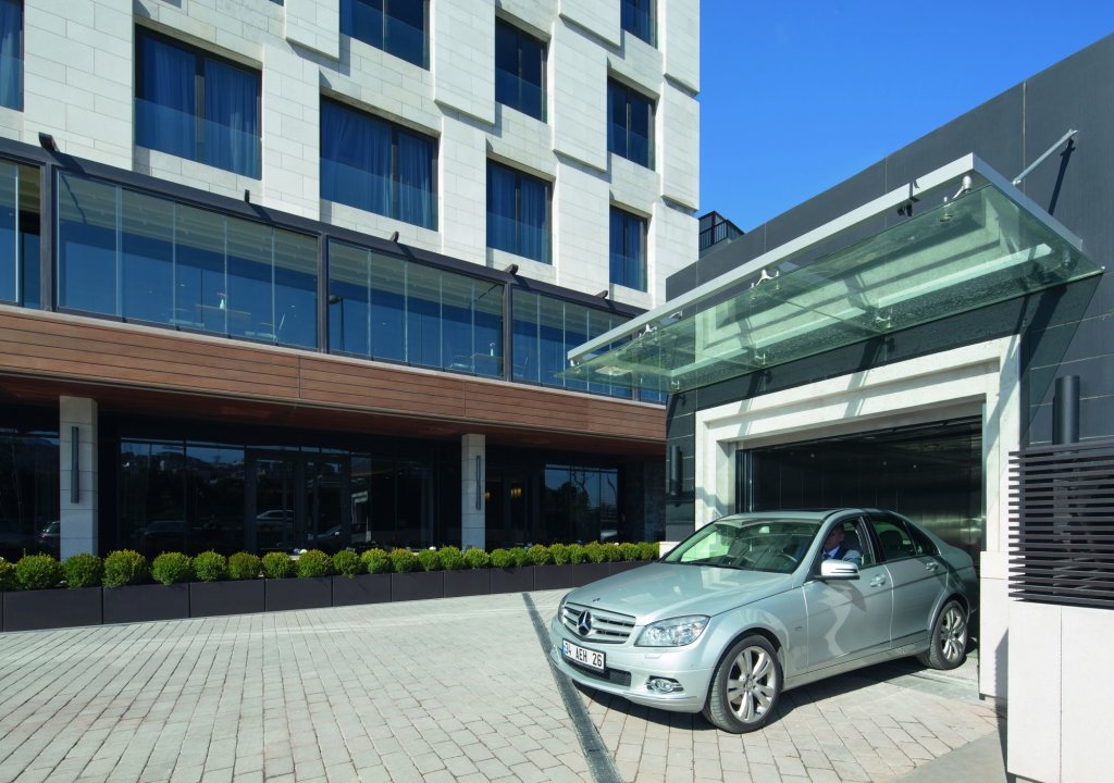 Movenpick Hotel Istanbul Golden Horn 24