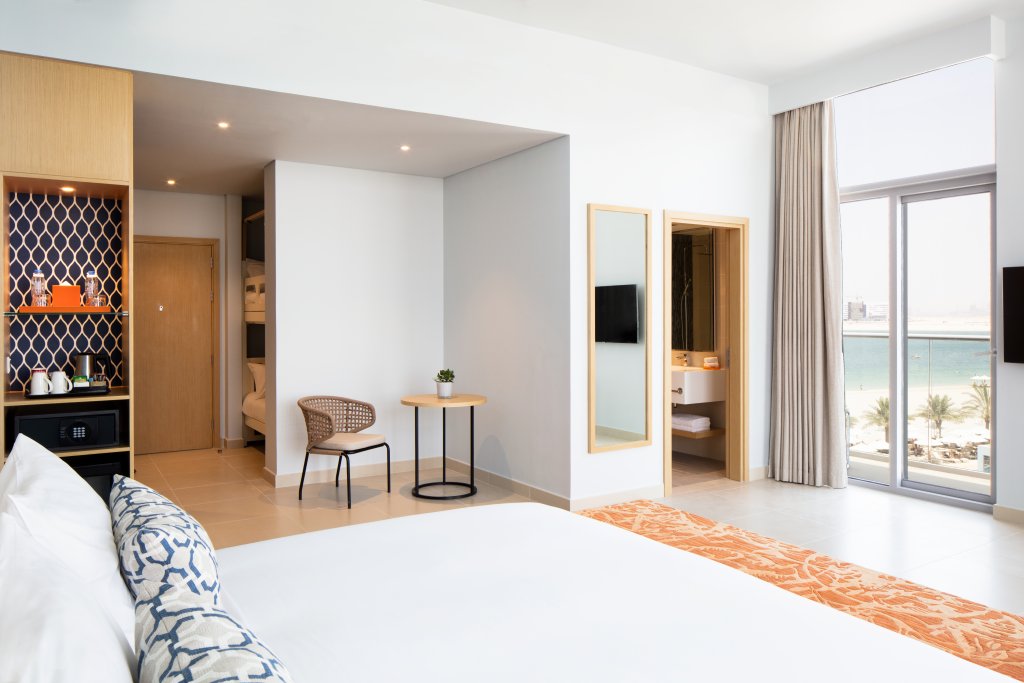 Centara Mirage Beach Resort Dubai 16