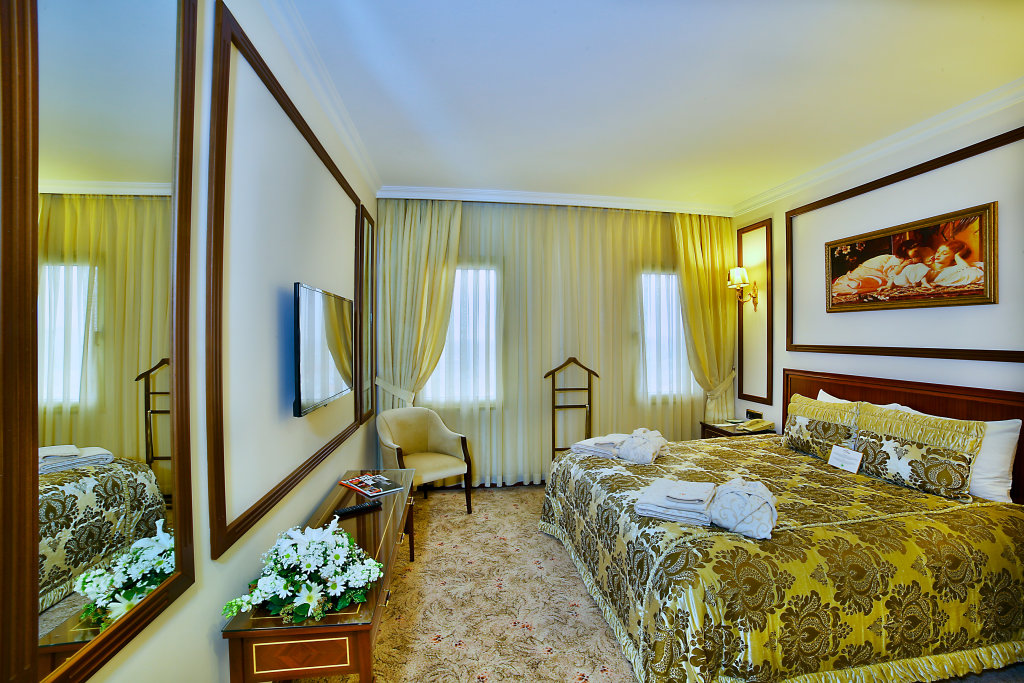 Grand Cevahir Hotel & Convention Center 18