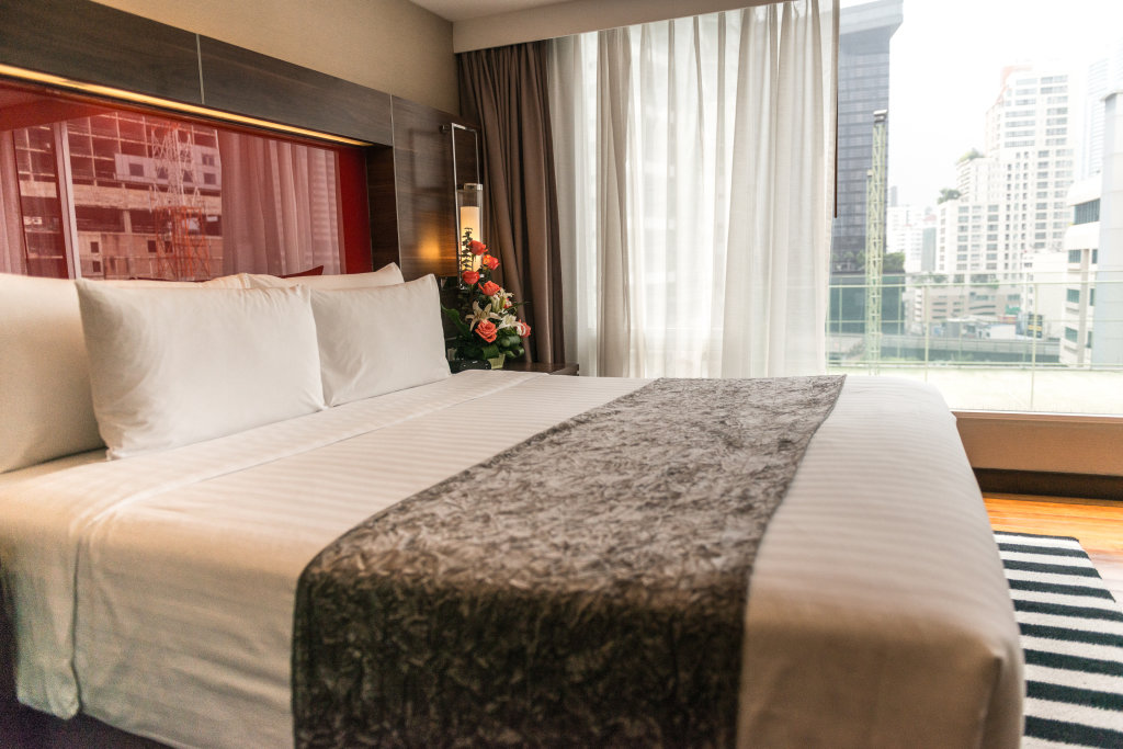 Legacy Suites Hotel 20