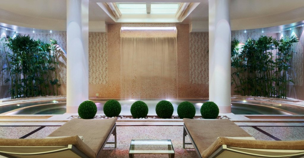 Hilton Garden Inn Rome Airport 12