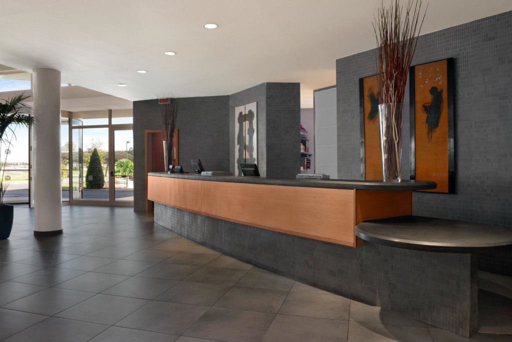 Hilton Garden Inn Rome Airport 7