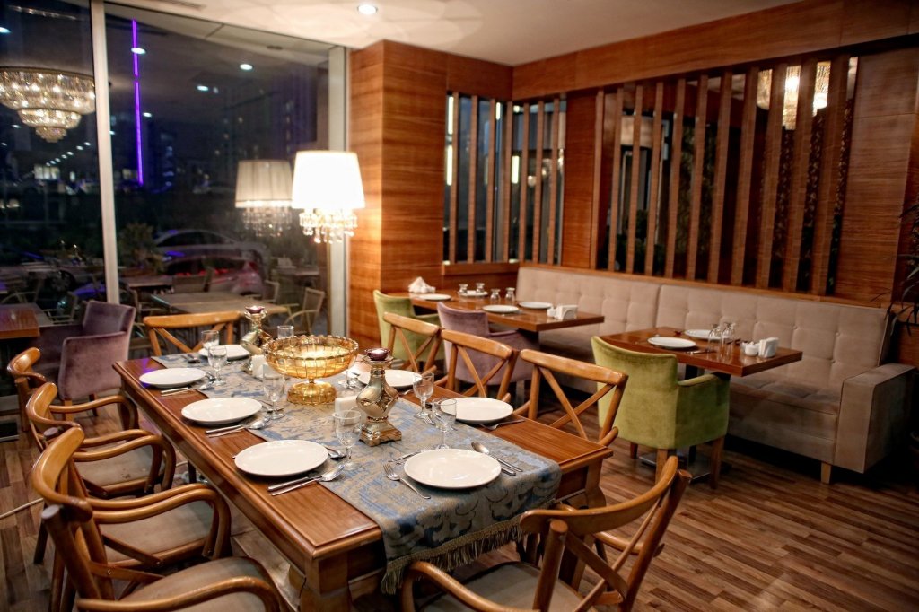 Asia Artemis Suite 16