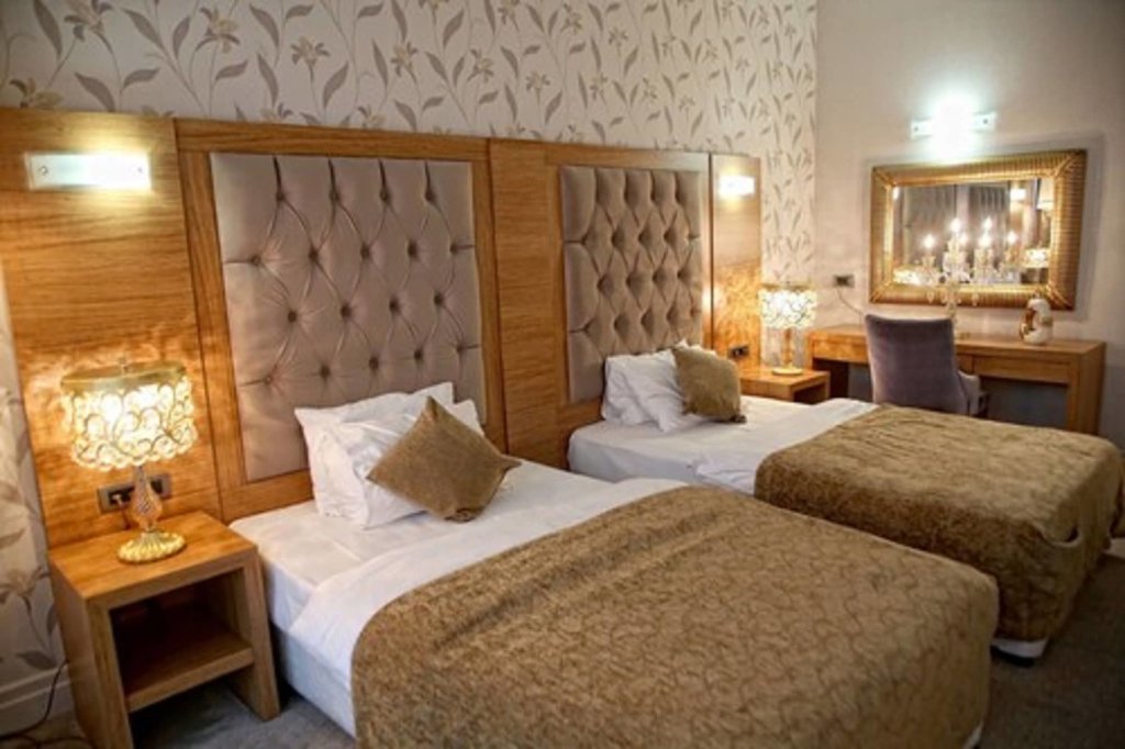 Asia Artemis Suite 17