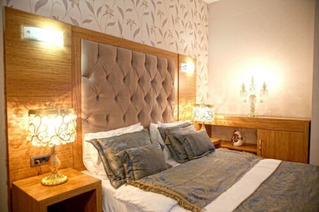 Asia Artemis Suite 18
