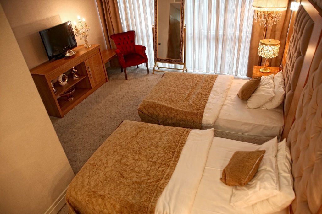 Asia Artemis Suite 5